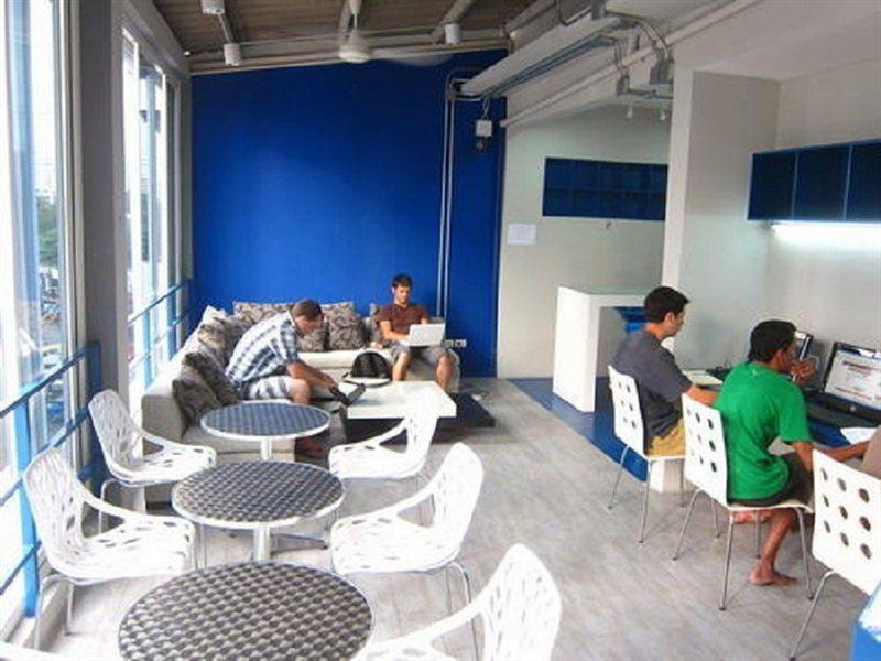 Jellybean Ezy Hostel Sathorn Bangkok Exterior photo